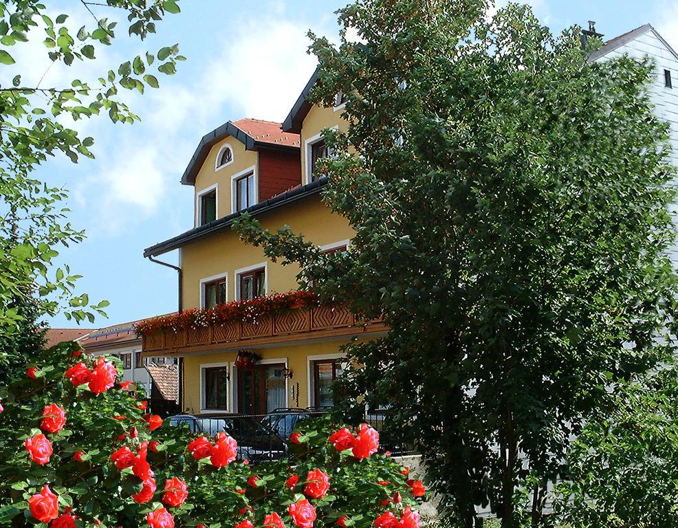Hotel Rosner Gablitz Exterior photo