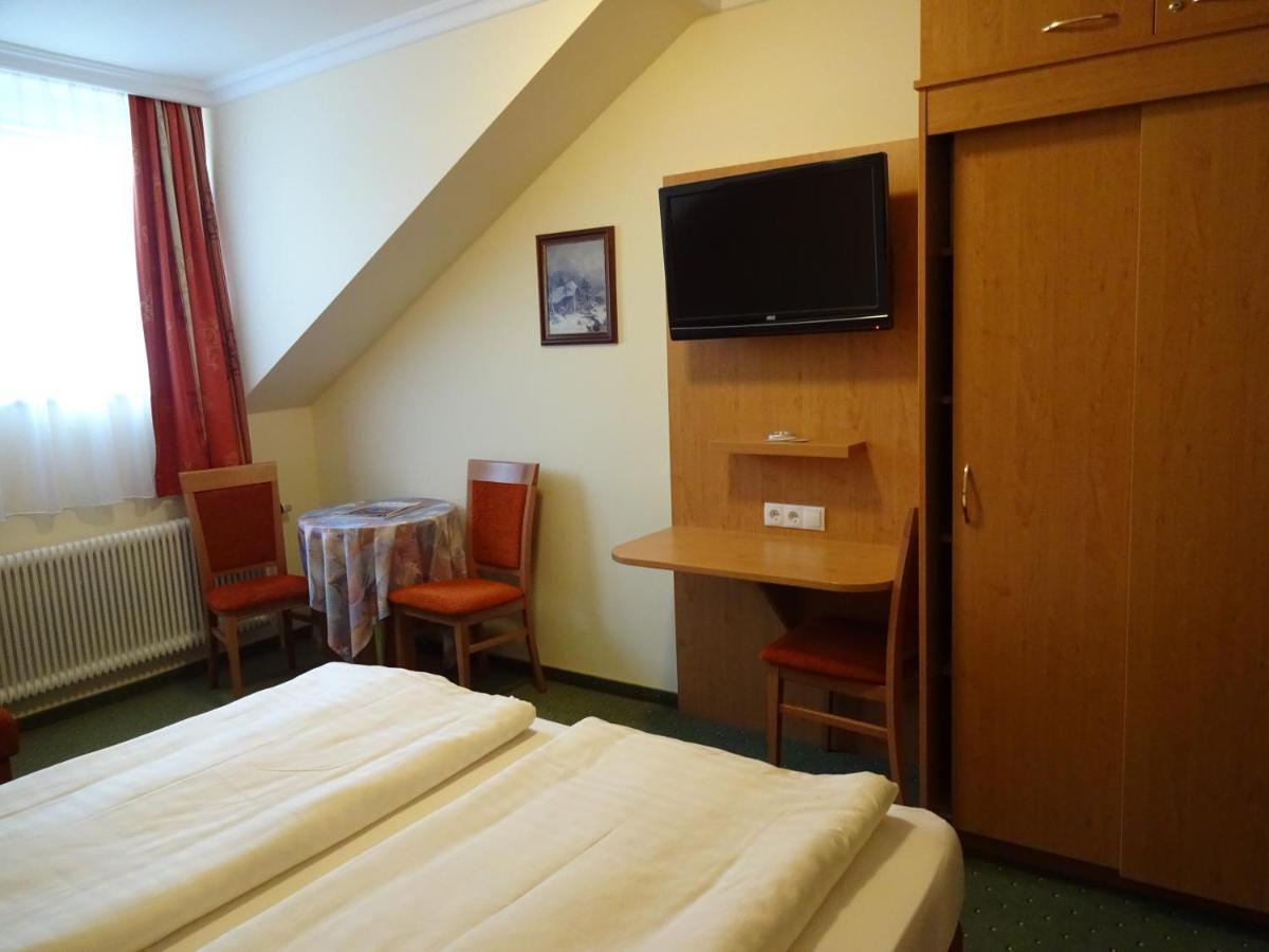 Hotel Rosner Gablitz Exterior photo